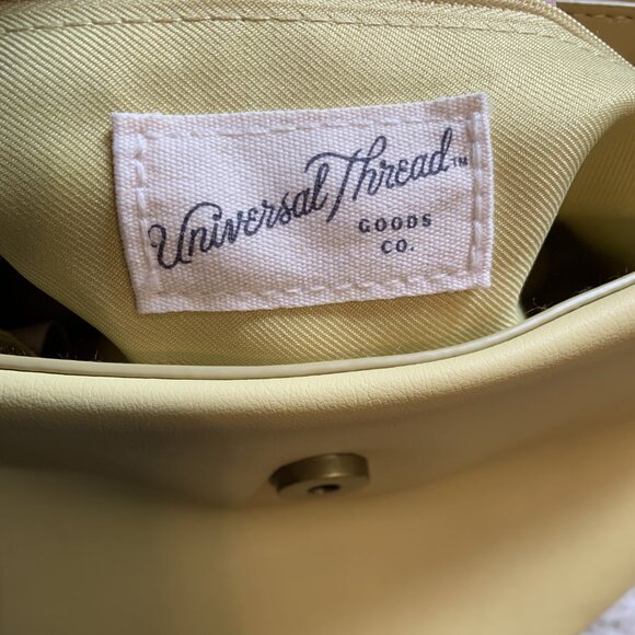 Universal Thread Green Crossbody Bag - Picture 4 of 6